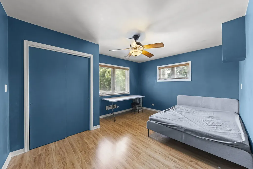1217 Degener Avenue Elmhurst IL 60126