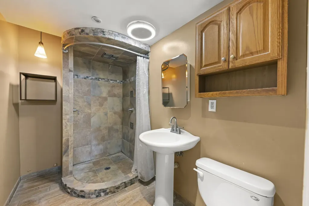 1217 Degener Avenue Elmhurst IL 60126
