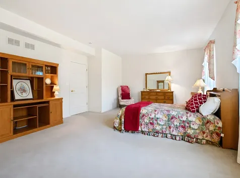 816 Cambridge Drive Batavia IL 60510