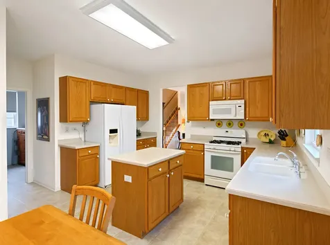 816 Cambridge Drive Batavia IL 60510