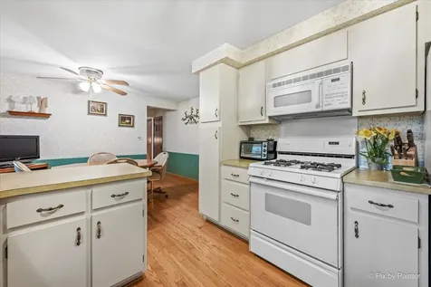 5 Andrew Lane Schaumburg IL 60193