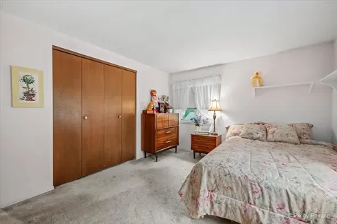5 Andrew Lane Schaumburg IL 60193
