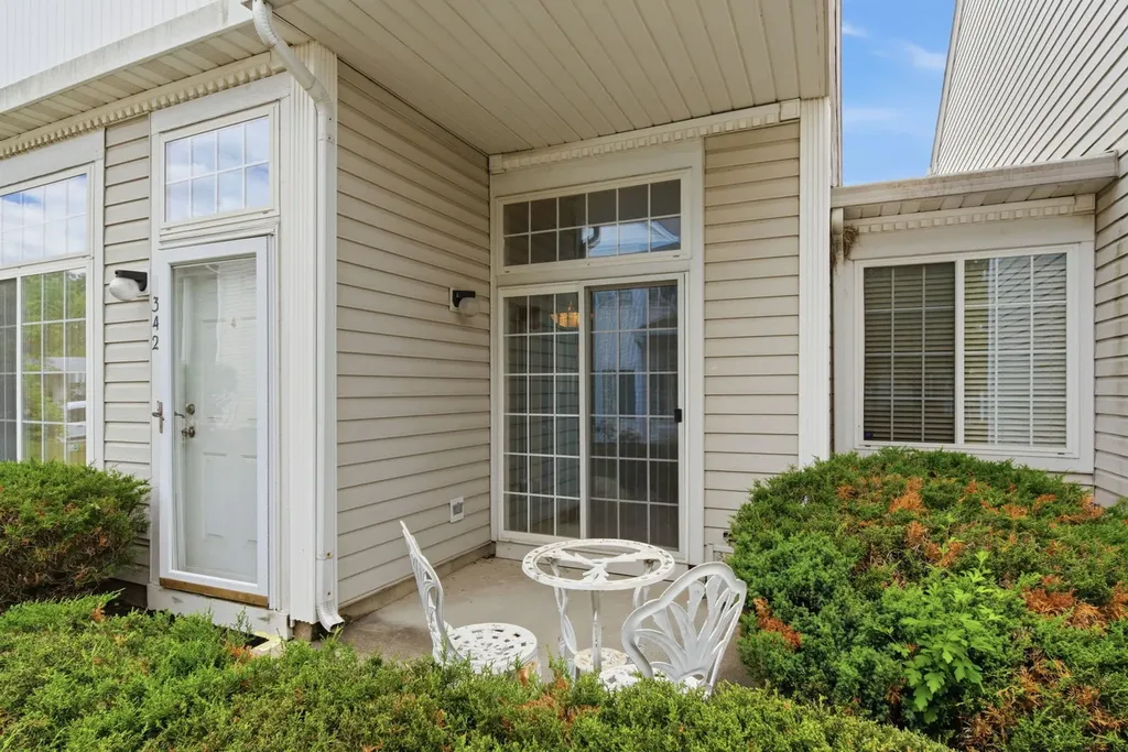 342 Magnolia Court Bolingbrook IL 60440