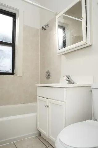 837 West Cornelia Avenue Chicago IL 60657