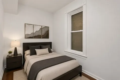 841 North Damen Avenue Chicago IL 60622