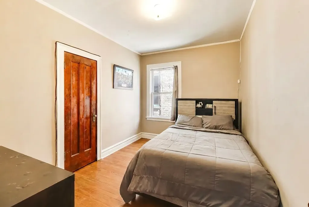 4048 North Major Avenue Chicago IL 60634