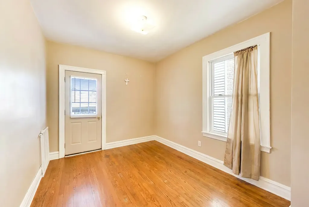 4048 North Major Avenue Chicago IL 60634