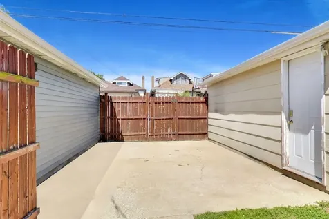 4048 North Major Avenue Chicago IL 60634
