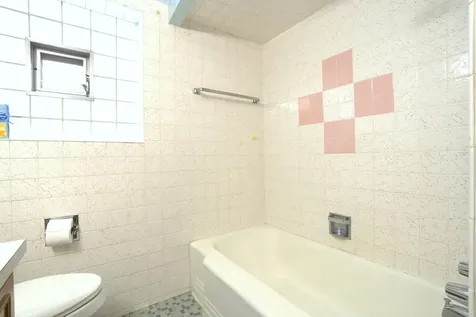 6501 South Kenneth Avenue Chicago IL 60629