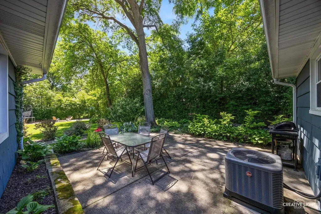 3419 Campbell Street Rolling Meadows IL 60008