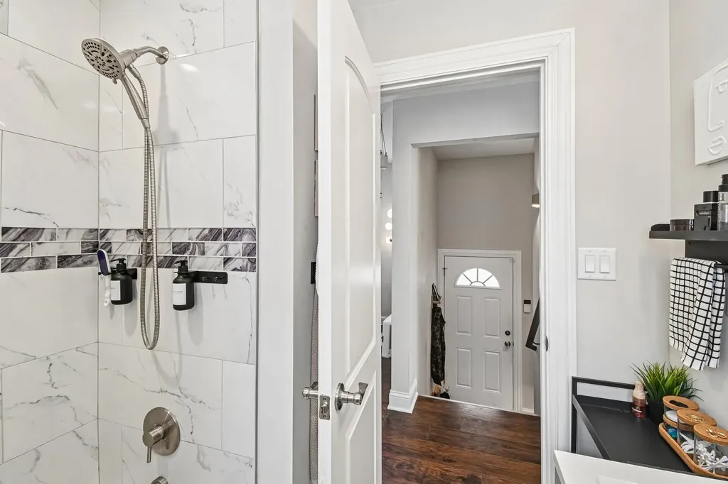 5343 South Kostner Avenue Chicago IL 60632