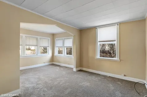 130 4TH Street Libertyville IL 60048