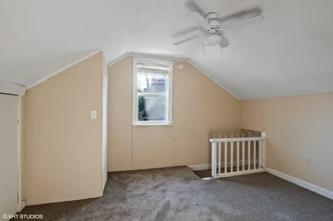 130 4TH Street Libertyville IL 60048
