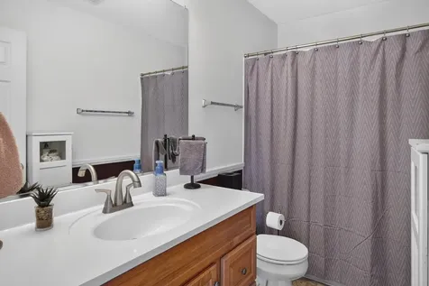 478 Peregrine Parkway Bartlett IL 60103