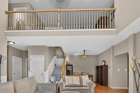 478 Peregrine Parkway Bartlett IL 60103