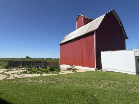 2563 Gurler Road Rochelle IL 61068