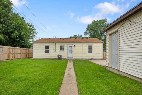 401 Kenyon Avenue Romeoville IL 60446