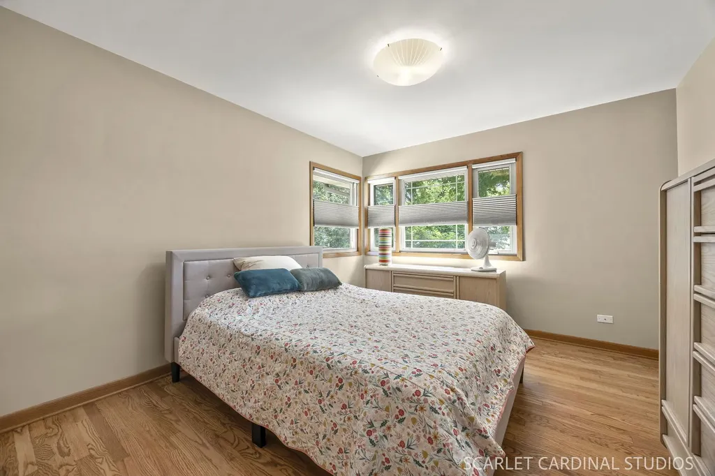 348 South Chase Avenue Lombard IL 60148