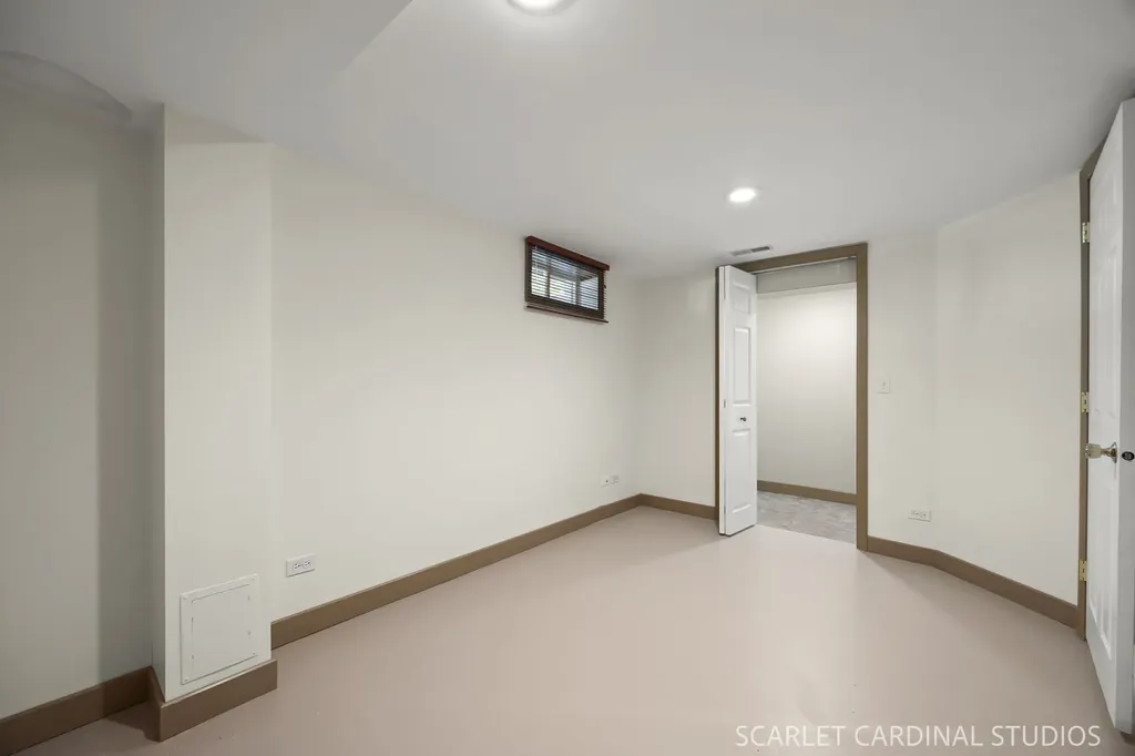 348 South Chase Avenue Lombard IL 60148