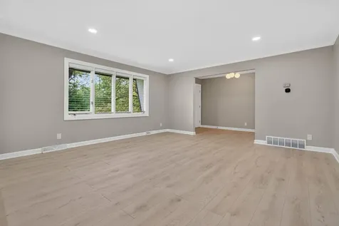 5154 Crofton Drive Rockford IL 61114