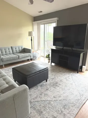 385 Sandhurst Circle Glen Ellyn IL 60137