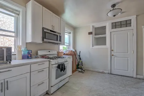 8221 Knox Avenue Skokie IL 60076