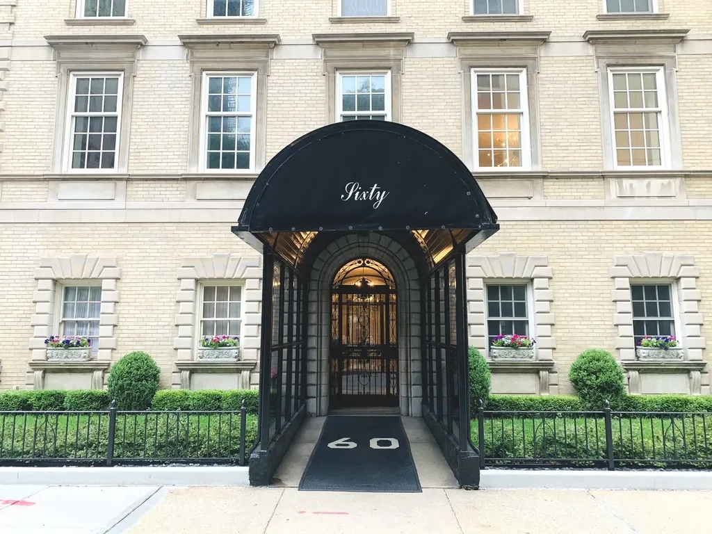 70 East Scott Street Chicago IL 60610