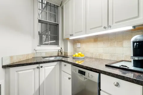 70 East Scott Street Chicago IL 60610