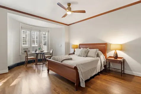 70 East Scott Street Chicago IL 60610
