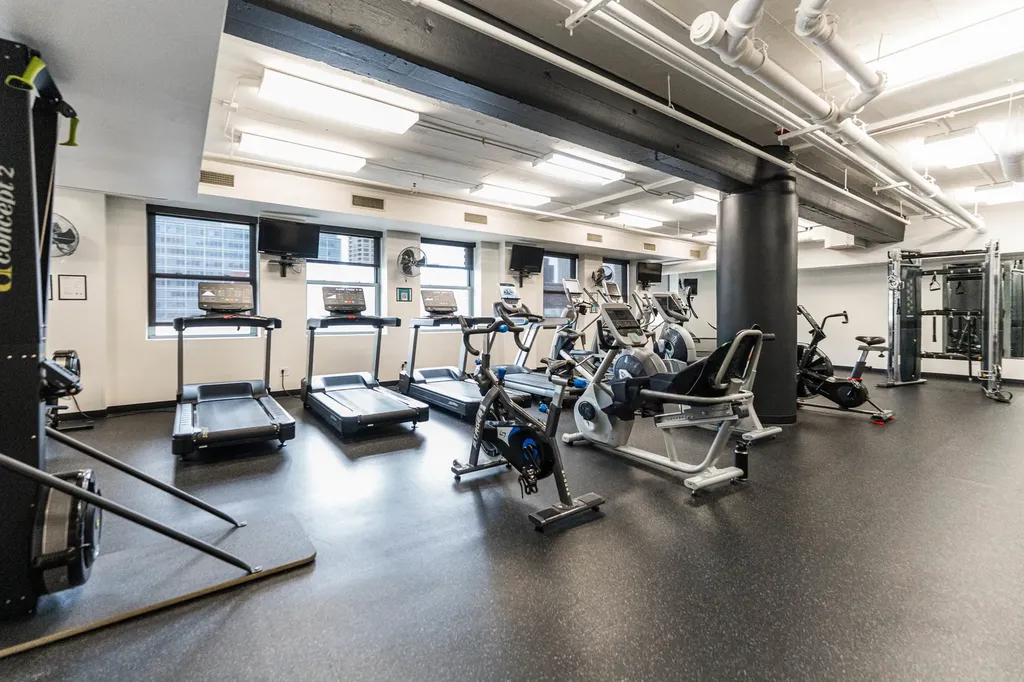 165 North Canal Street Chicago IL 60606