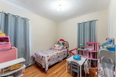 2901 North 76th Court Elmwood Park IL 60707