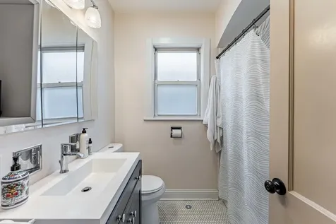2901 North 76th Court Elmwood Park IL 60707