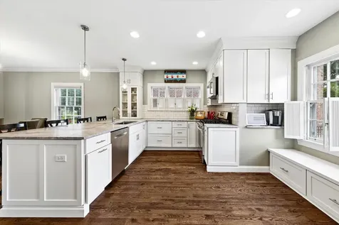 209 South Grace Avenue Elmhurst IL 60126