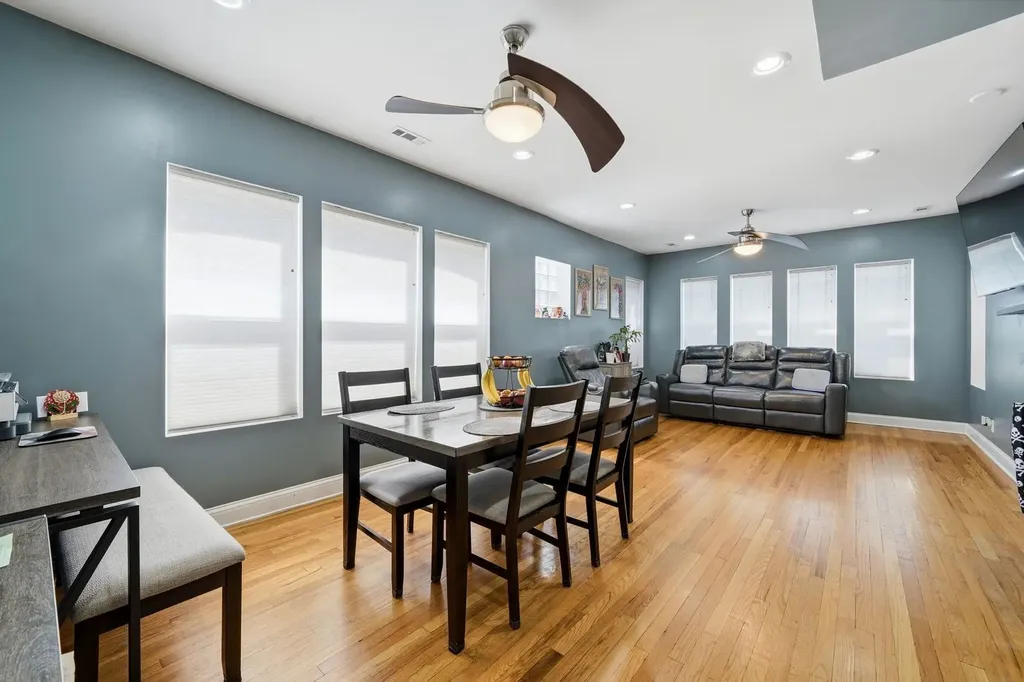 4840 West Wabansia Avenue Chicago IL 60639