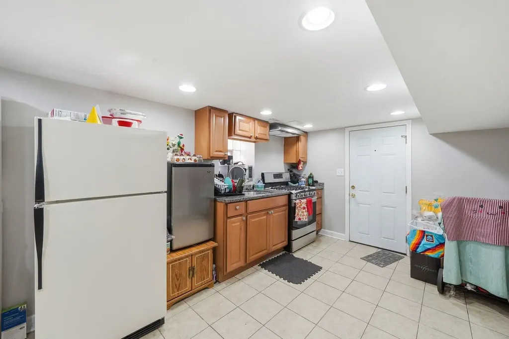 4840 West Wabansia Avenue Chicago IL 60639