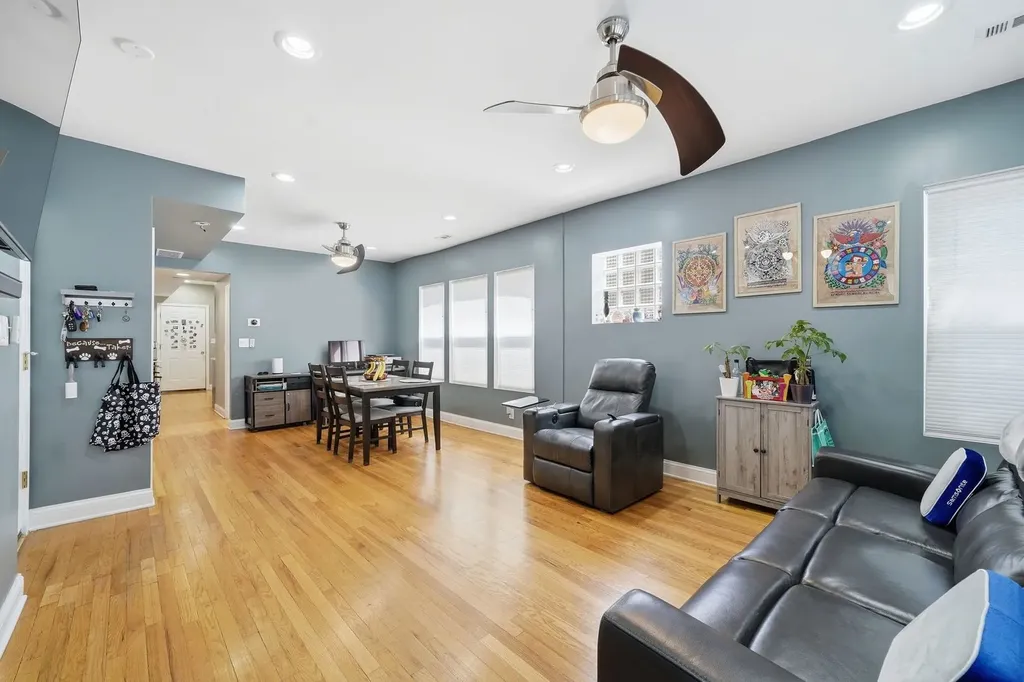 4840 West Wabansia Avenue Chicago IL 60639