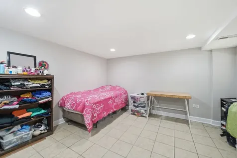 4840 West Wabansia Avenue Chicago IL 60639