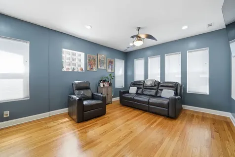 4840 West Wabansia Avenue Chicago IL 60639