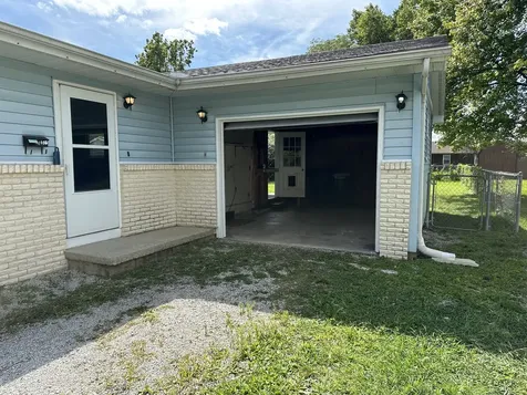 108 South Richman Street Villa Grove IL 61956