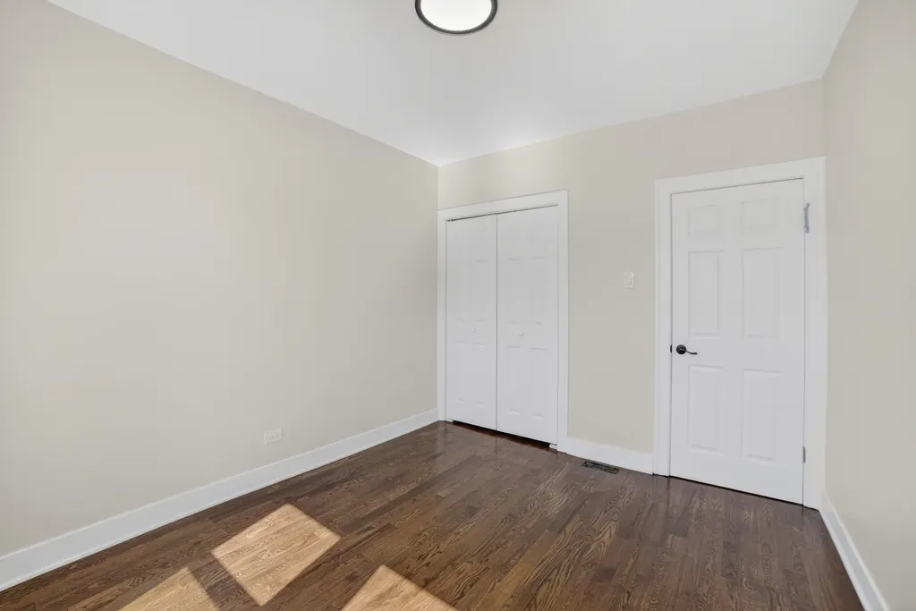 9112 South Aberdeen Street Chicago IL 60620