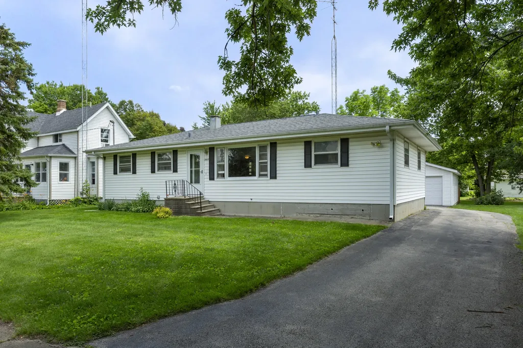 403 North 3rd Street Malta IL 60150