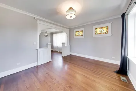 3747 Wisconsin Avenue Berwyn IL 60402
