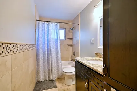 5728 Plymouth Avenue Downers Grove IL 60516