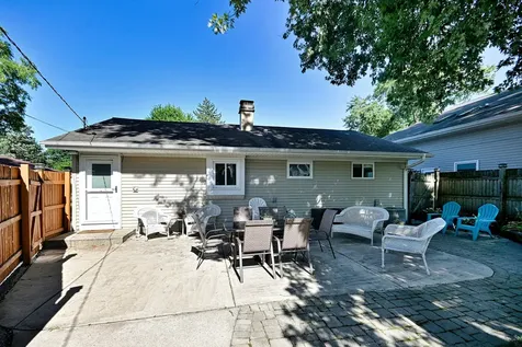 5728 Plymouth Avenue Downers Grove IL 60516