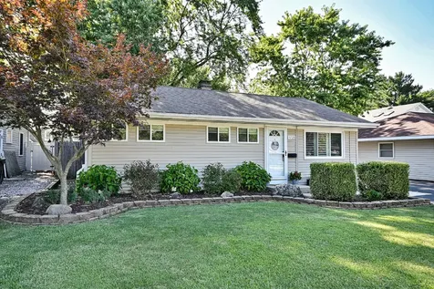 5728 Plymouth Avenue Downers Grove IL 60516