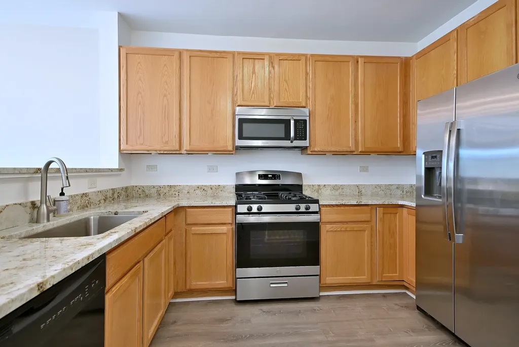 2378 Overlook Court Naperville IL 60563