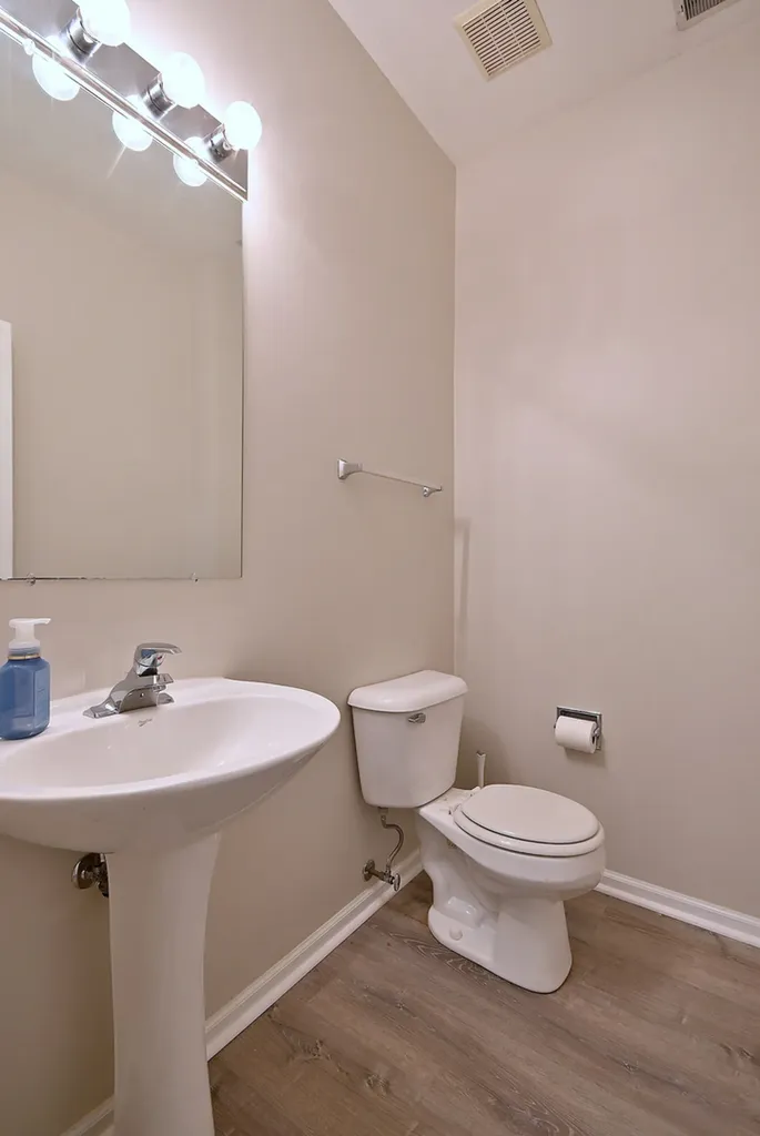 2378 Overlook Court Naperville IL 60563