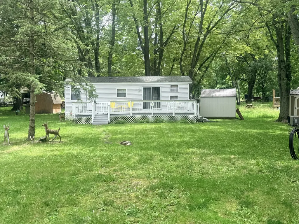 11-236 Woodhaven Lakes Sublette IL 61367