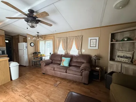 11-236 Woodhaven Lakes Sublette IL 61367