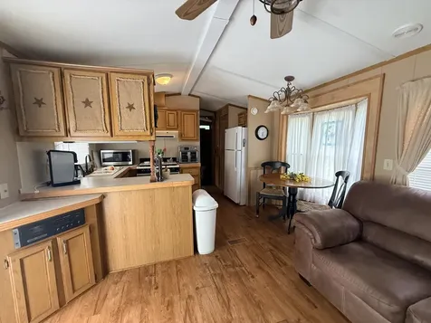 11-236 Woodhaven Lakes Sublette IL 61367